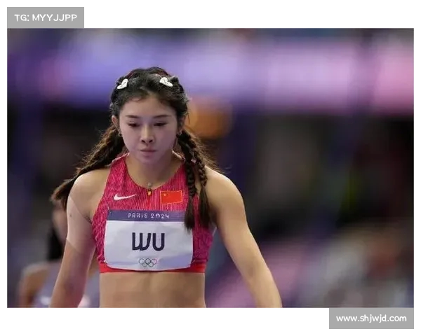 百队杯女将坦言经期困扰坚持参赛 直言身体不适但仍全力以赴 百队杯女将坦言经期困扰坚持参赛 直言身体不适但仍全力以赴